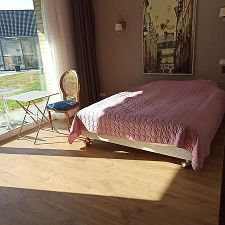 באילול Hotel Fleur De Lys מראה חיצוני תמונה