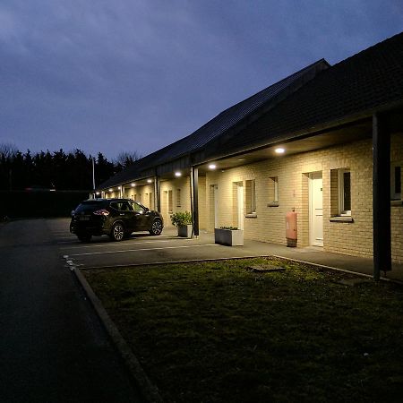 באילול Hotel Fleur De Lys מראה חיצוני תמונה
